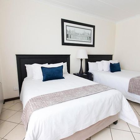 Sierra Burgers Park Hotel Pretoria-Noord Eksteriør bilde
