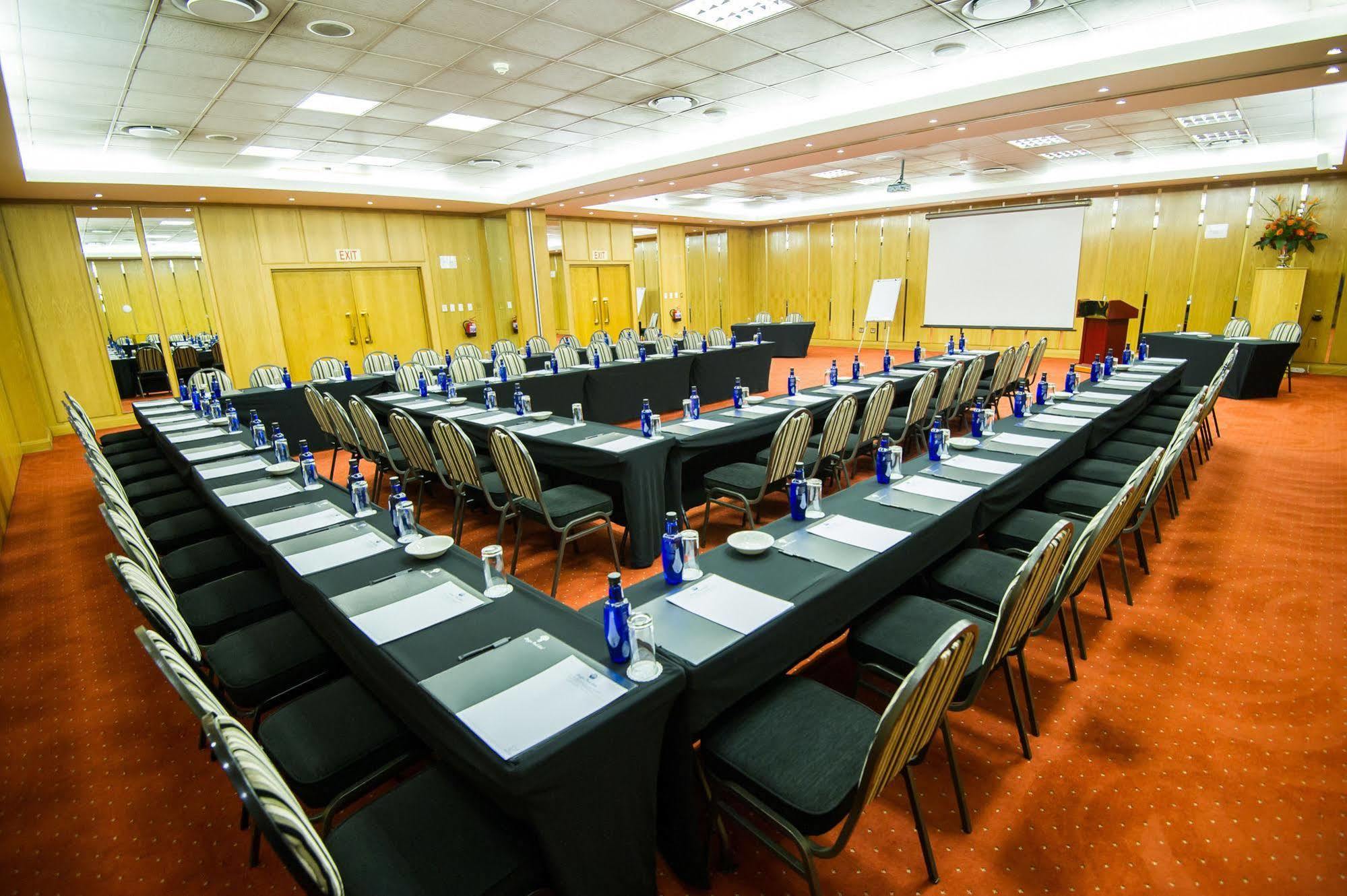 Sierra Burgers Park Hotel Pretoria-Noord Eksteriør bilde